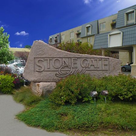 Stone Gate Inn Orillia Dış mekan fotoğraf