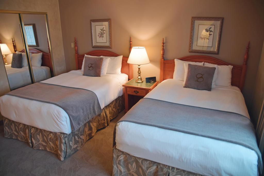 Stone Gate Inn Orillia Dış mekan fotoğraf