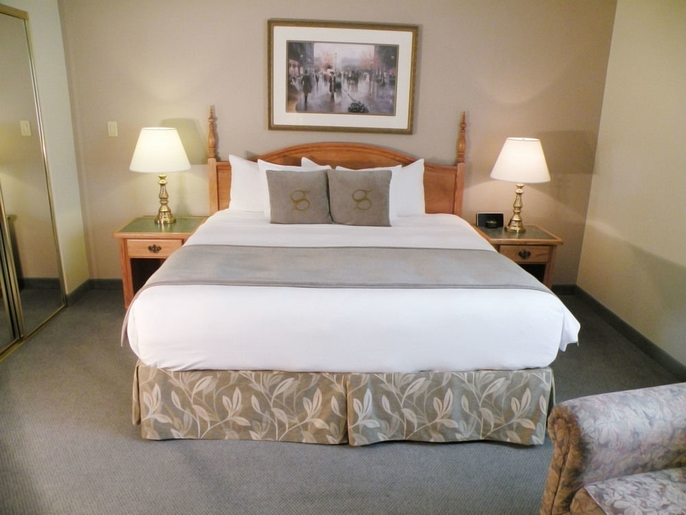 Stone Gate Inn Orillia Dış mekan fotoğraf